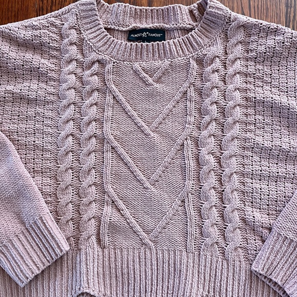 Light pink knitted sweater - Picture 2 of 4